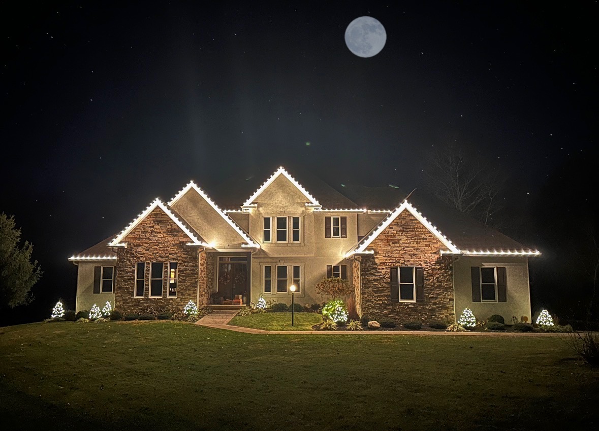 Custom Christmas lights by Twinkle Toes